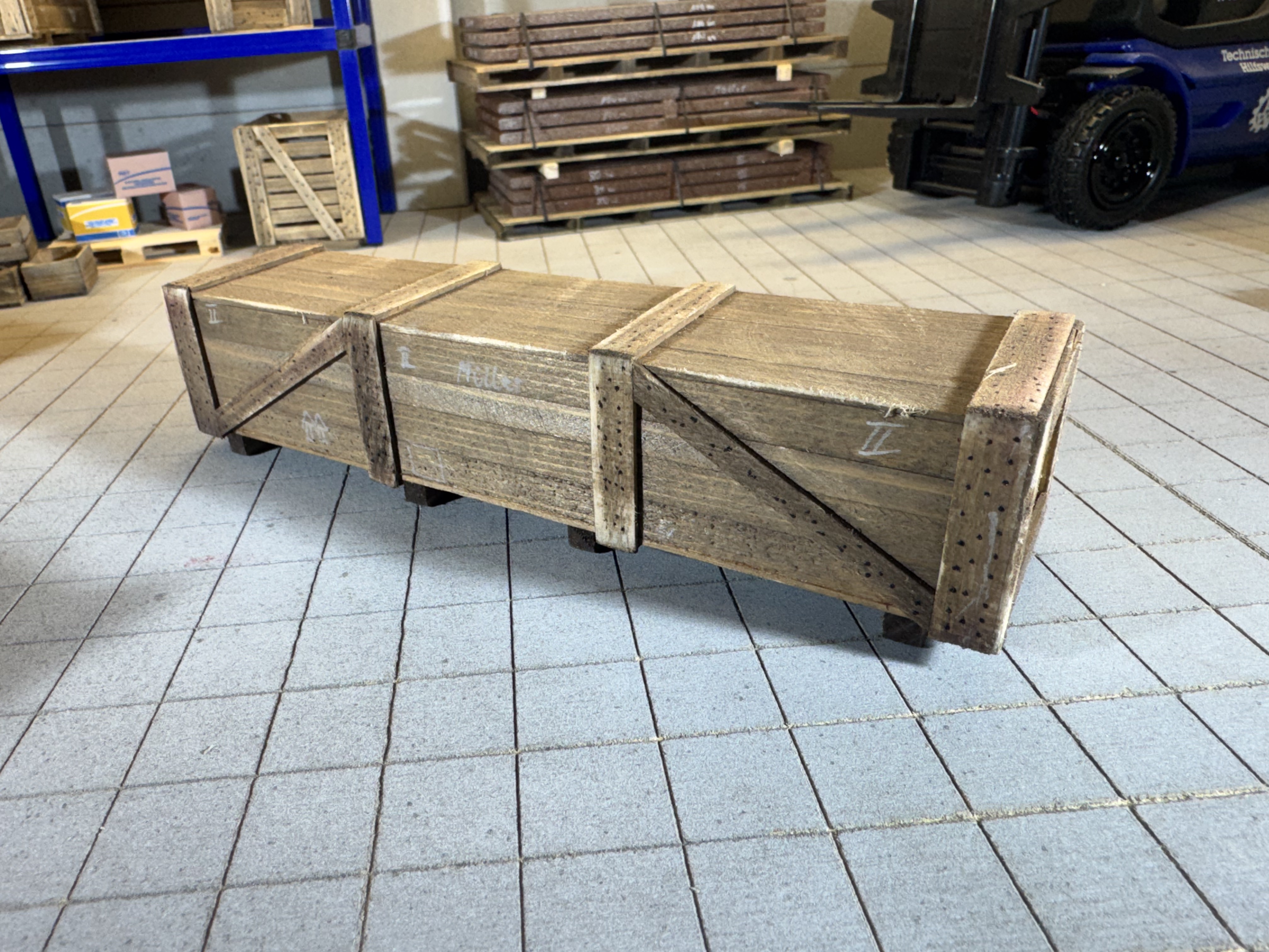 Alte Holz Kiste (3)