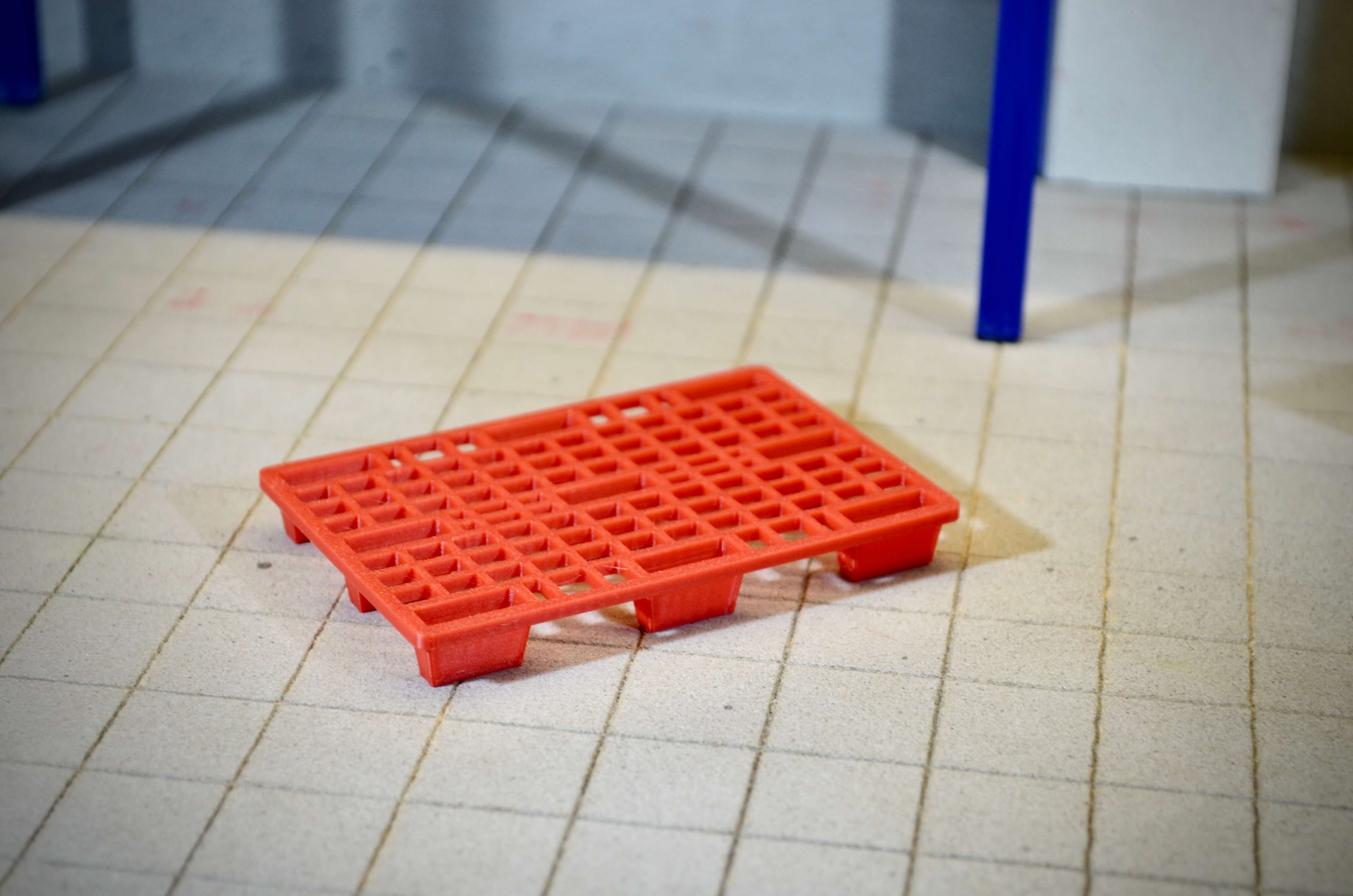 Stapelpalette / Gelocht